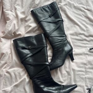 Elegant Black Heeled Boots